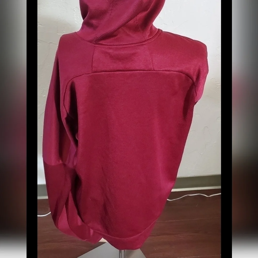 Men's Adidas Athletics Large Hoodie With Kangaroo Pocket